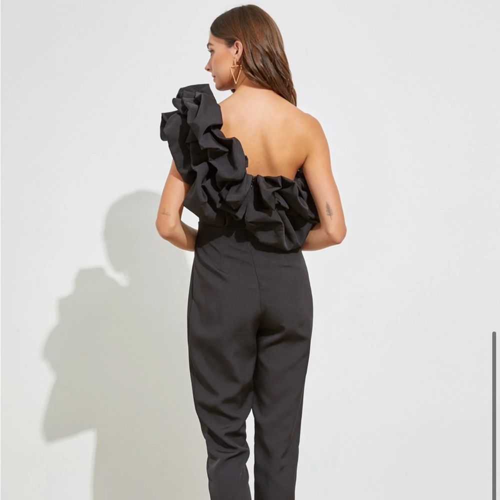 One Shoulder Ruffle Jumpsuit - Picture 5 of 5